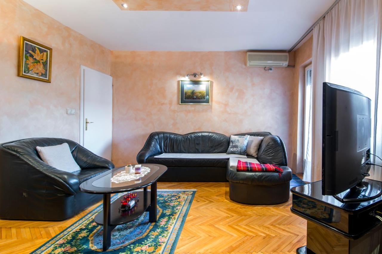 Apartment City Center Novi Sad Exteriör bild